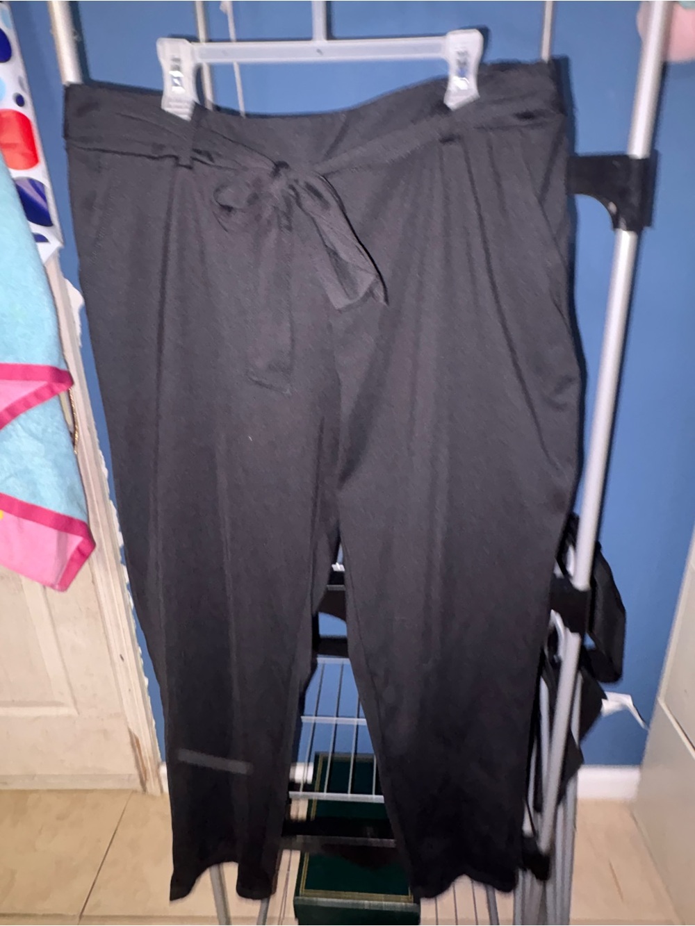 Black Tie-Waist Tapered Trousers - Women